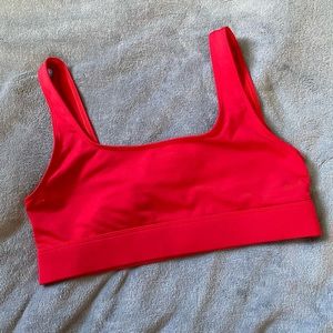 PINK Victoria’s Secret Ultimate Sports Bra